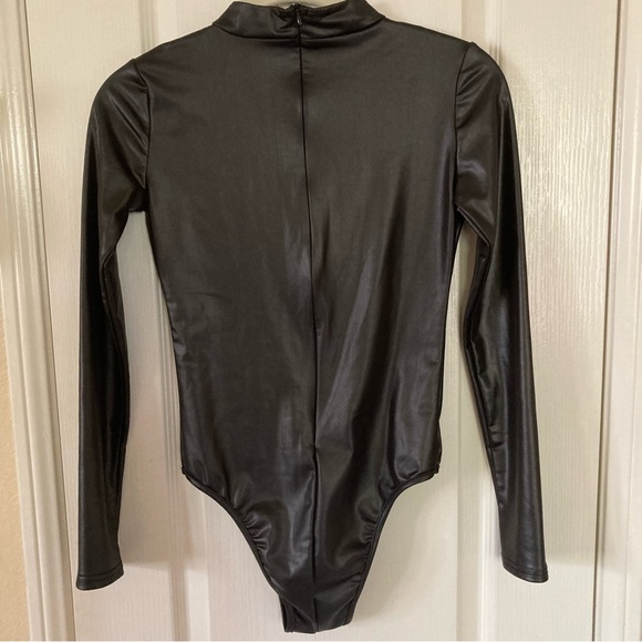 Long Sleeve Bodysuit Size Small Black - Picture 4 of 7